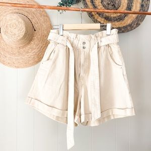 NWT Super High-waisted Paper Bag Shorts